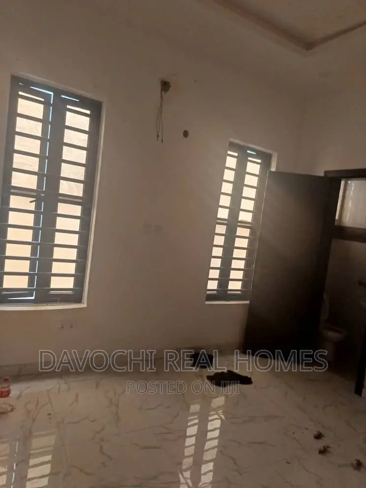 4bdrm Duplex in Ikota Villa, Lekki for rent in Lekki