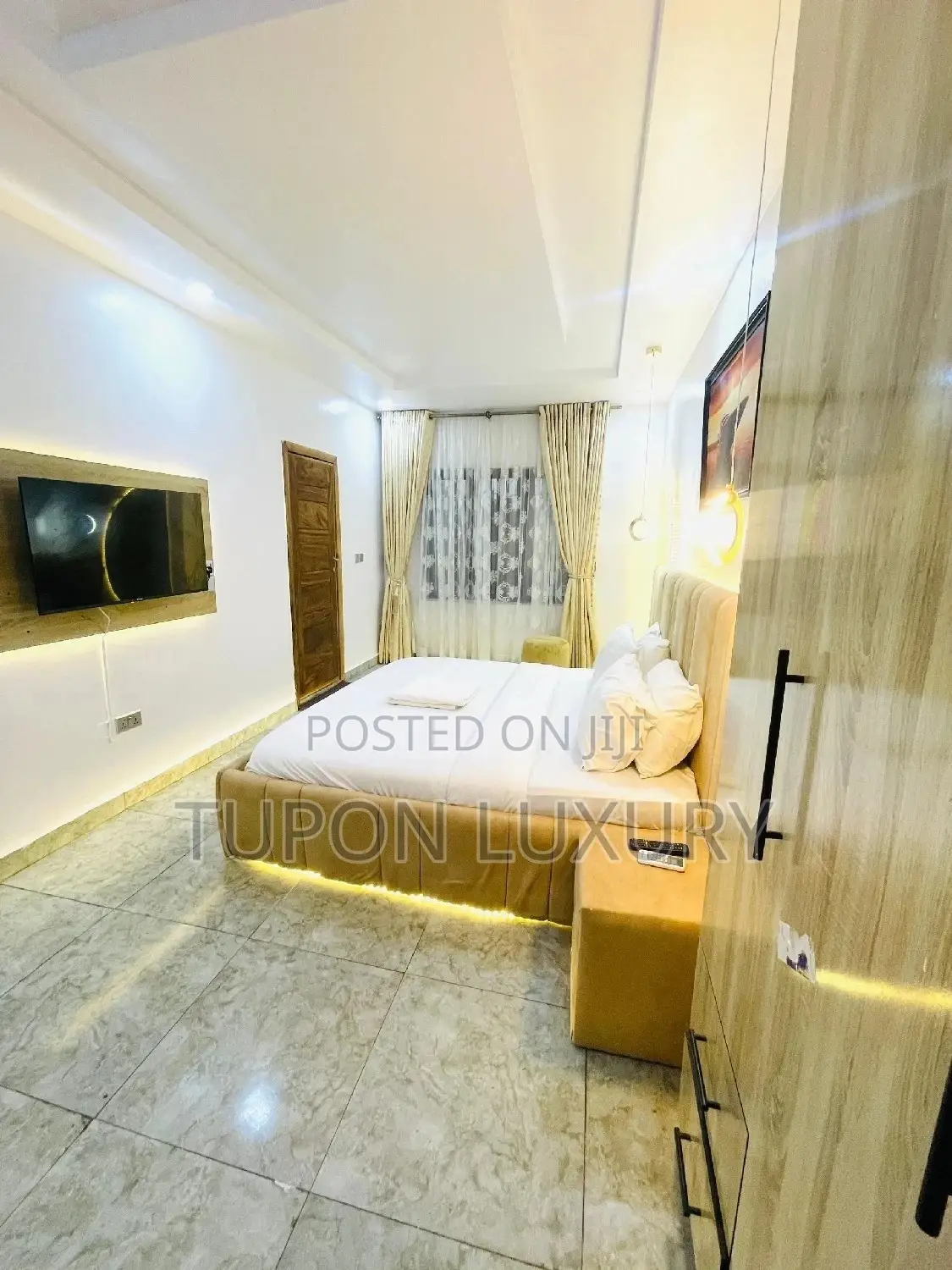 Luxury 1 Bedroom Apartment With Pool in Ikate