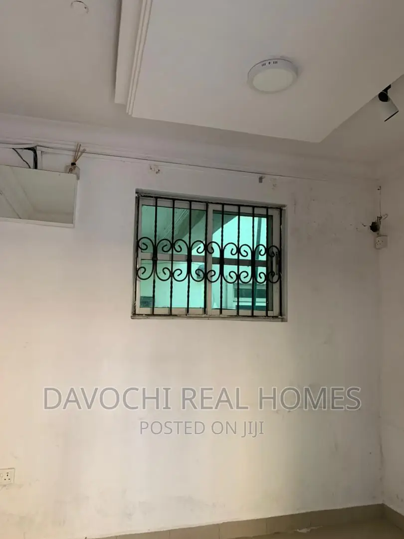 Mini Flat in Lekki Phase One for rent in Lekki