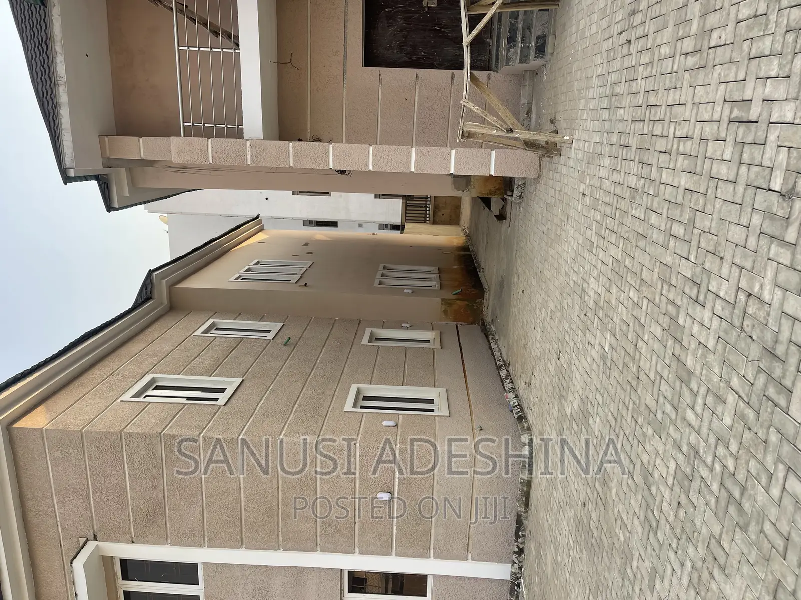 5bdrm Duplex in Guzape Fct Abuja for sale in Guzape District