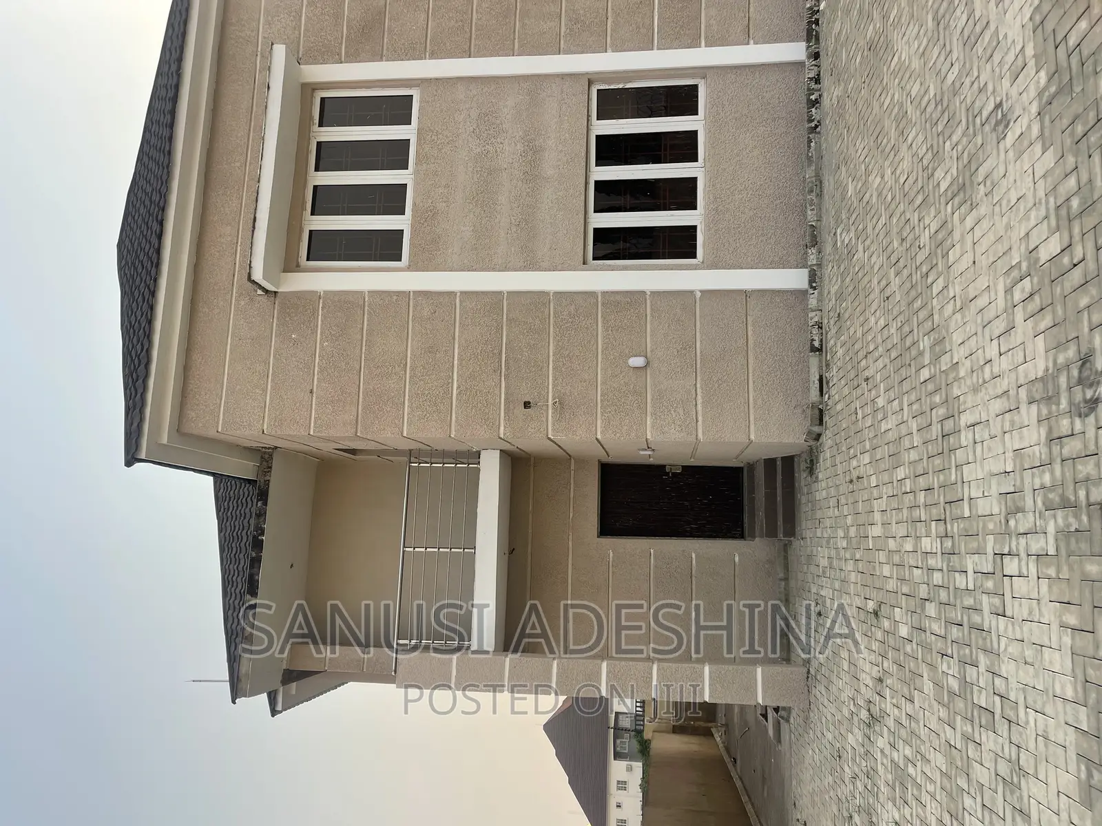 5bdrm Duplex in Guzape Fct Abuja for sale in Guzape District