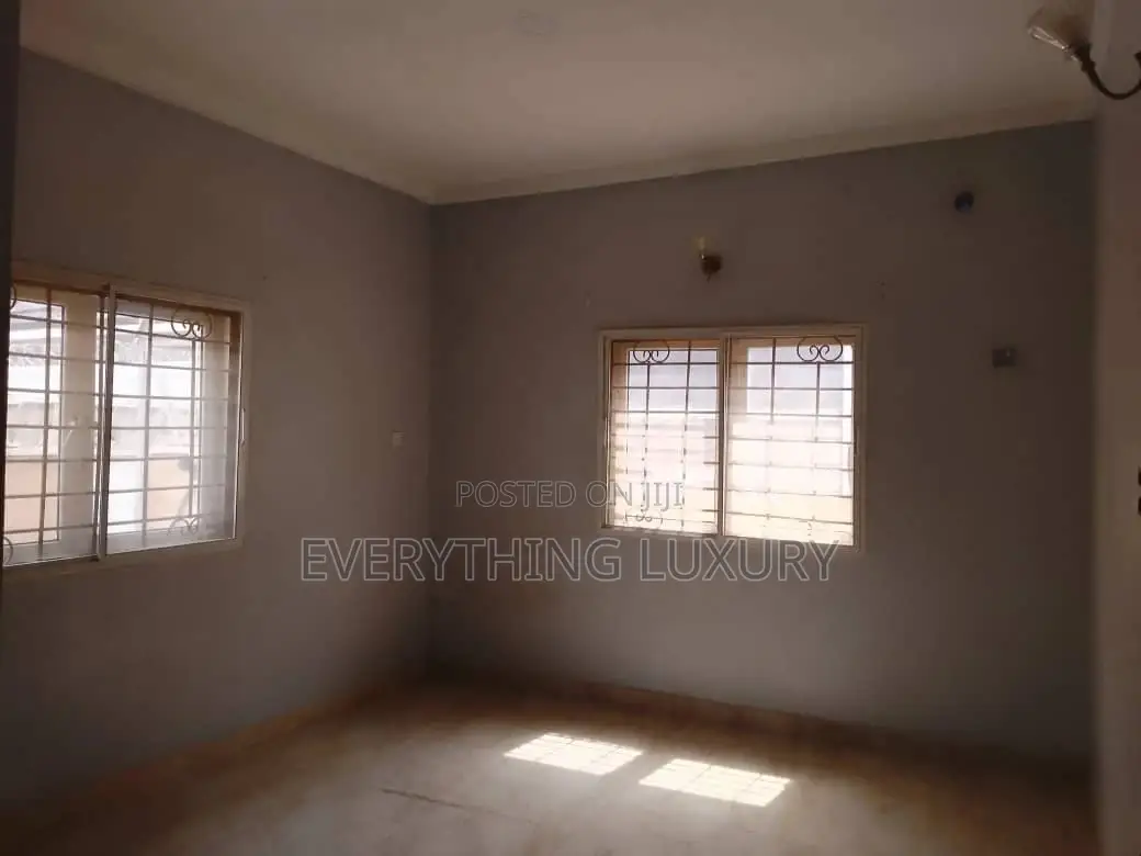 Furnished 4bdrm Bungalow in Scc Ushafa for rent in Ushafa