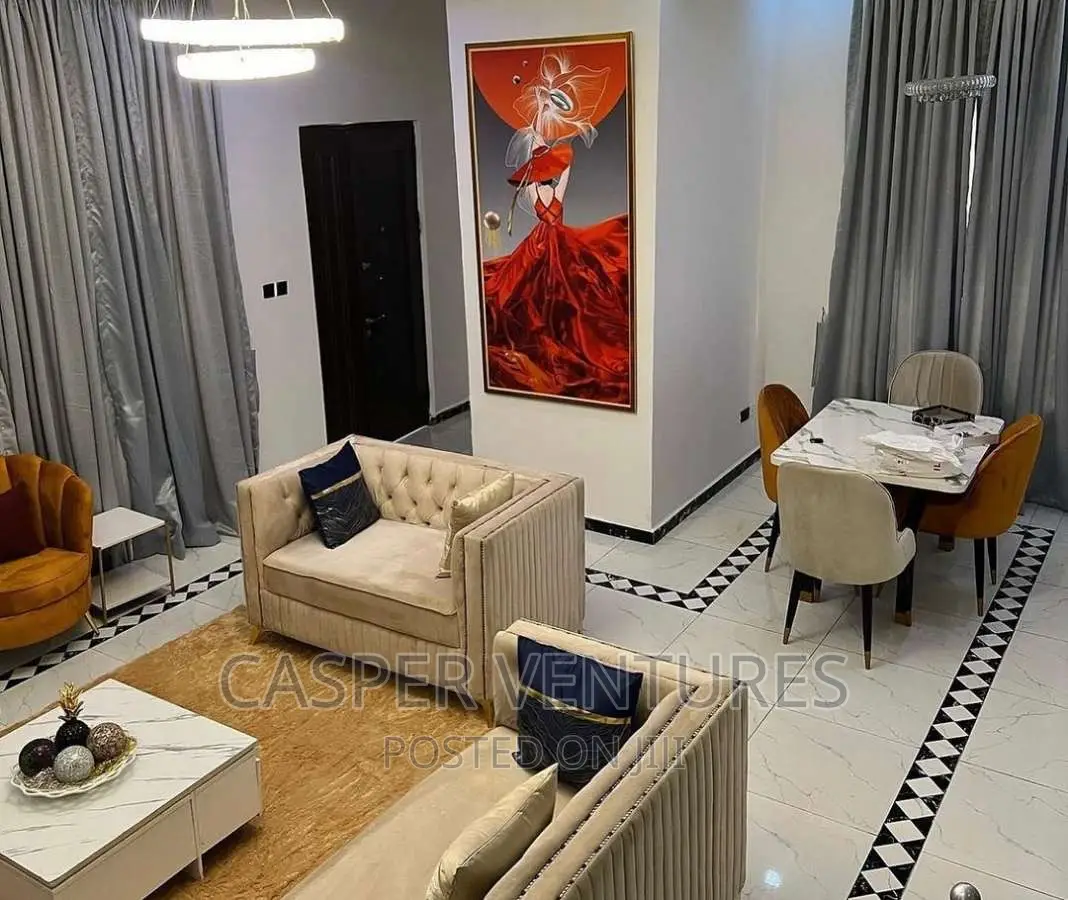 Spacious and Colorful Apartment in Lekki Phase 2