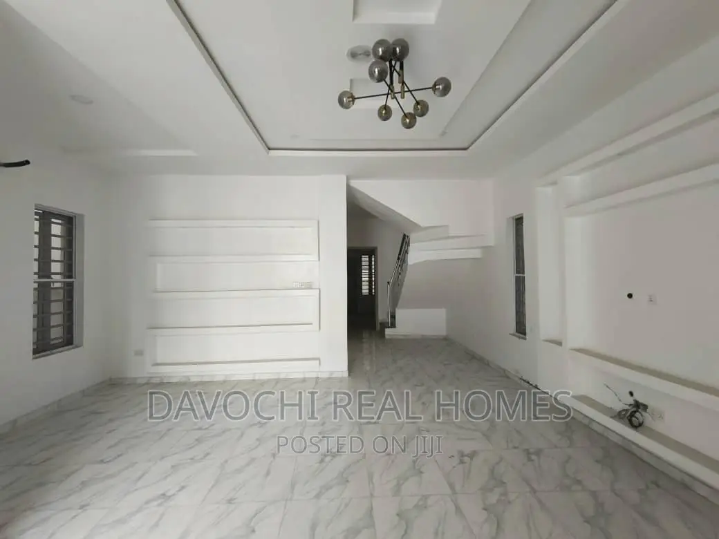 4bdrm Duplex in Chevron, Lekki for rent in Lekki