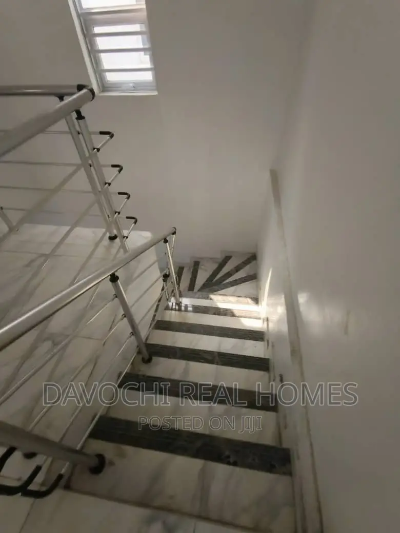 4bdrm Duplex in Chevron, Lekki for rent in Lekki