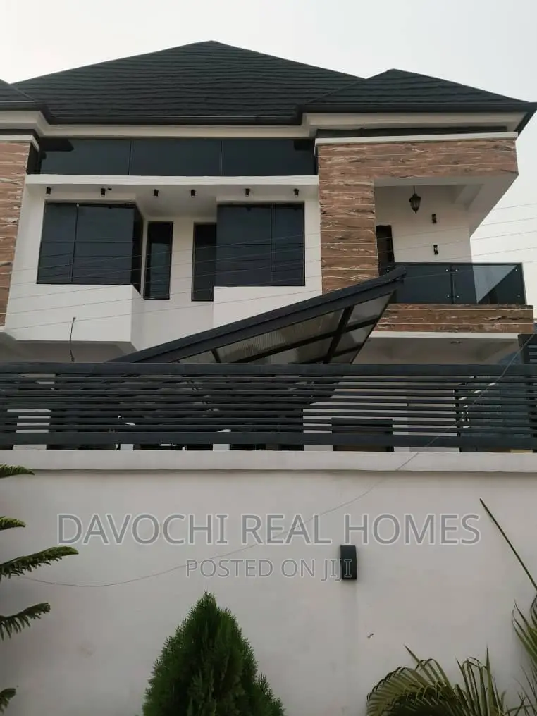4bdrm Apartment in Chevron Second Toll, Lekki for rent in Lekki