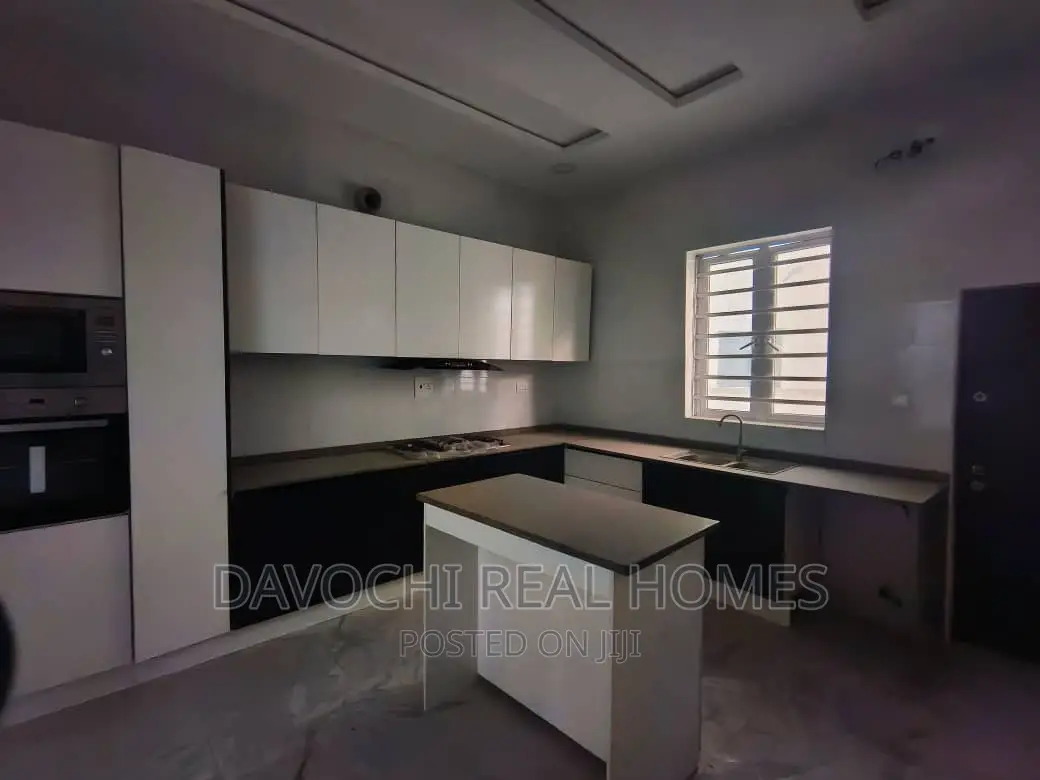 4bdrm Duplex in Orchid Road, Lekki for rent in Lekki