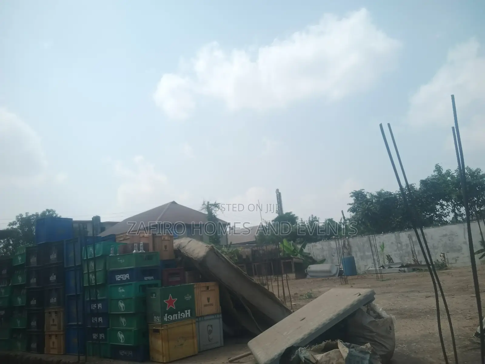 Strategic 15 Rooms Hotel Near Iwo Road in Iwo Road