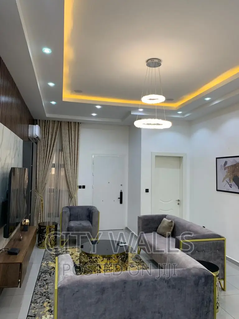 Furnished 2bdrm Block of Flats in Lekki Phase 1 for sale in Lekki Phase 1