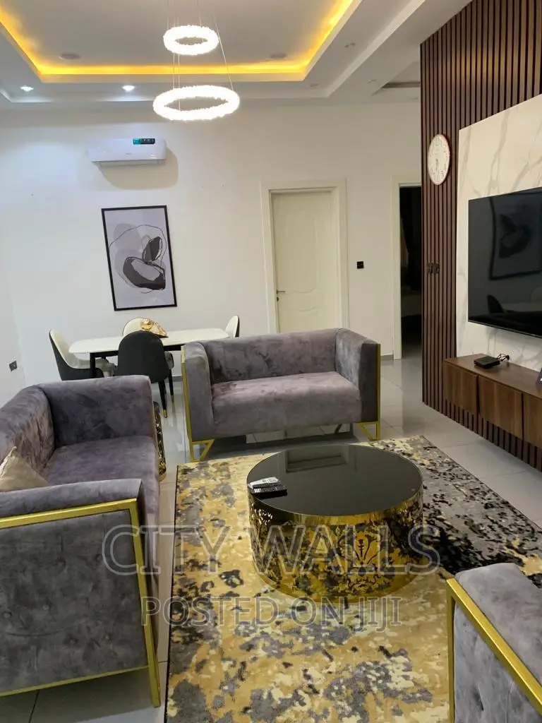 Furnished 2bdrm Block of Flats in Lekki Phase 1 for sale in Lekki Phase 1