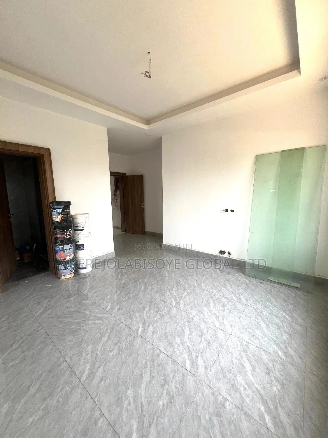 5bdrm Duplex in Lifecamp for sale in Life Camp