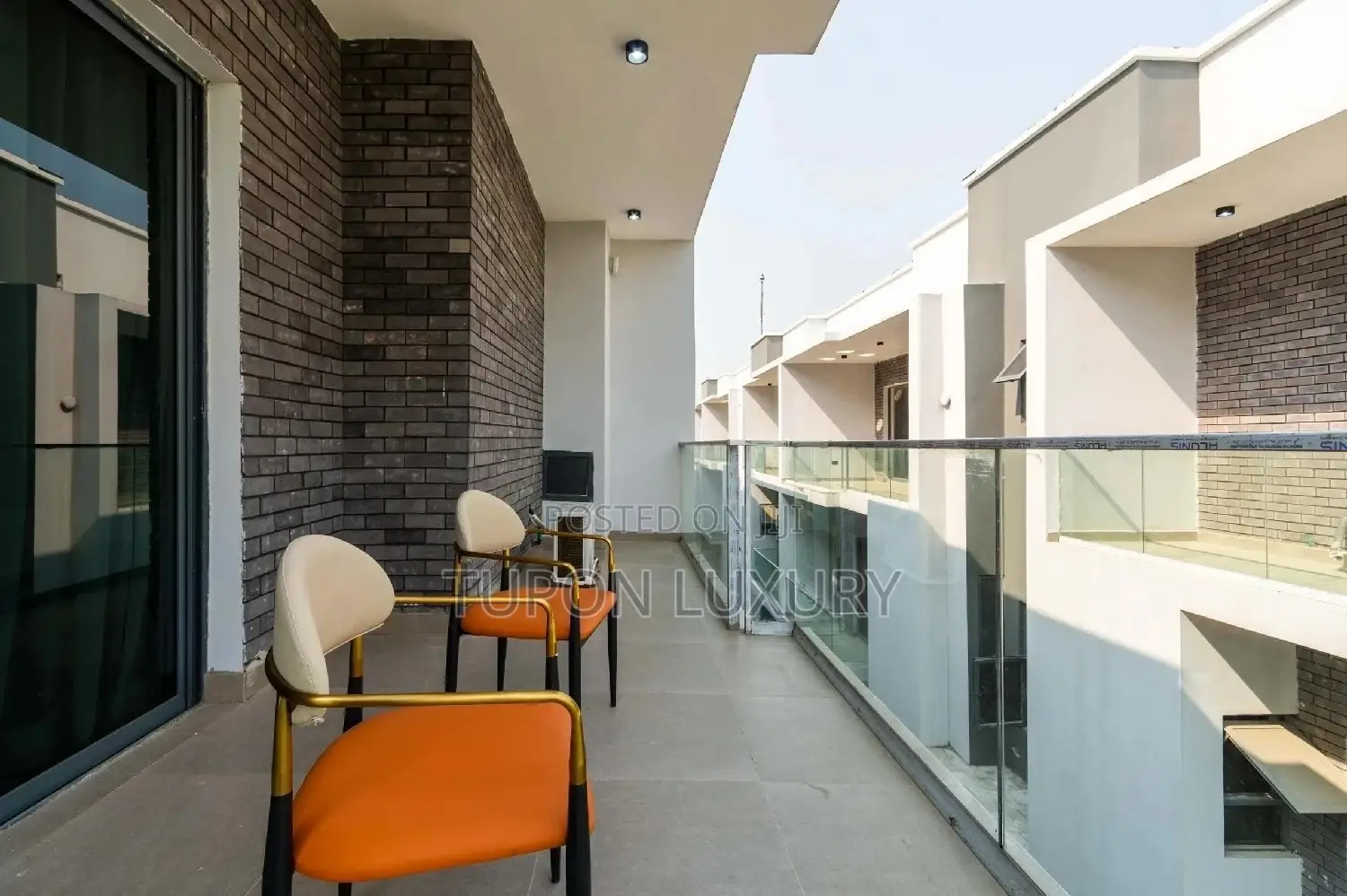 Luxury 2bedroom Apartment With Pool Snooker in Lekki Phase 1