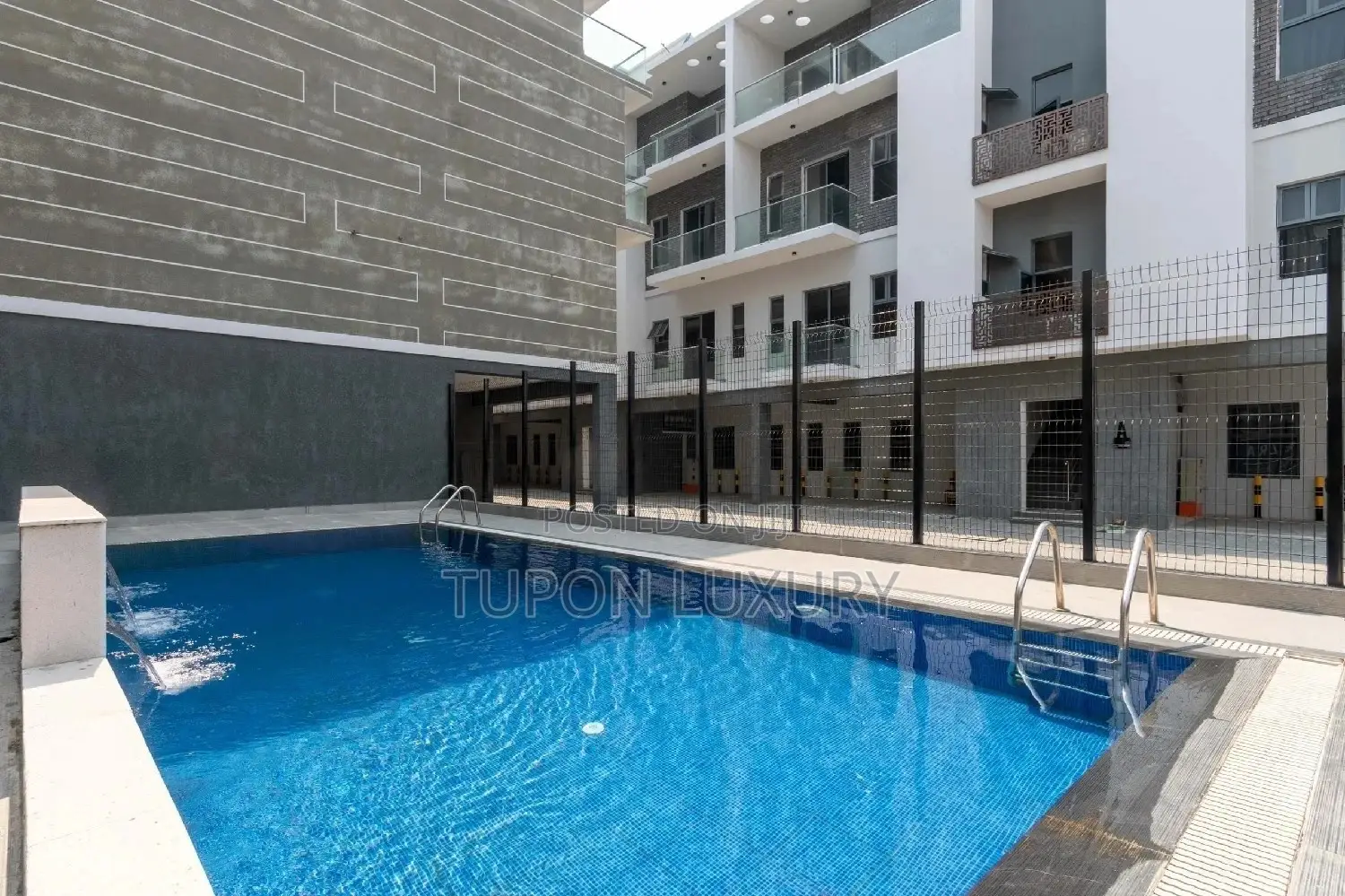 Luxury 2bedroom Apartment With Pool Snooker in Lekki Phase 1