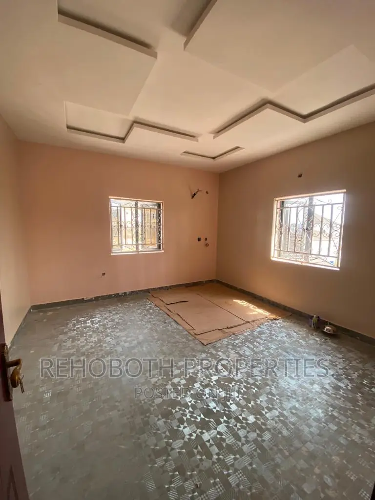 4bdrm Duplex in Kolapo Ishola Gra, Ibadan for rent in Ibadan