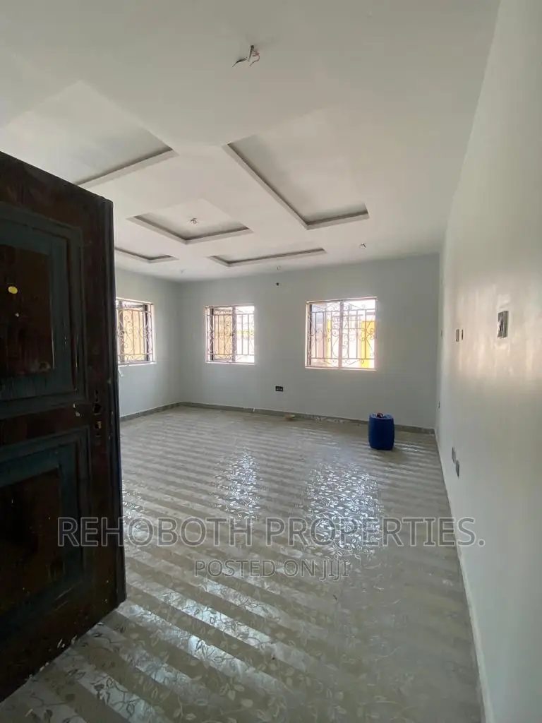 4bdrm Duplex in Kolapo Ishola Gra, Ibadan for rent in Ibadan