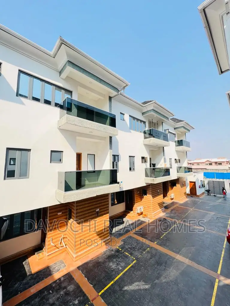4bdrm Duplex in Ikate Lekki for rent in Lekki
