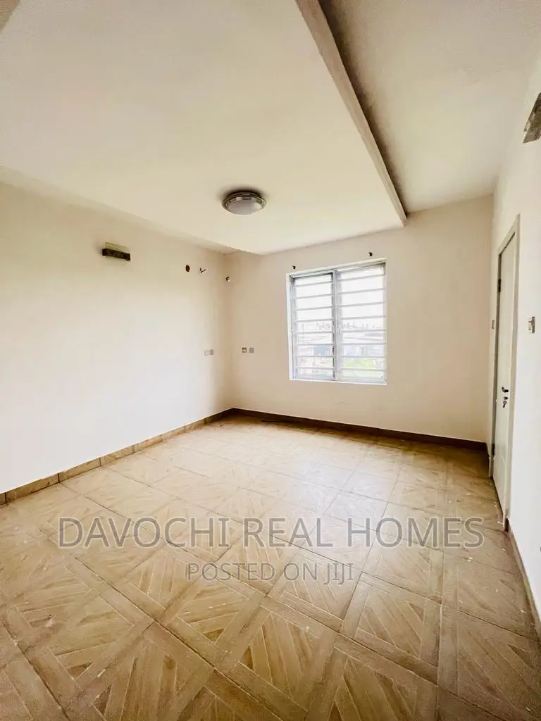3bdrm Duplex in Orchid Road, Lekki for rent in Lekki