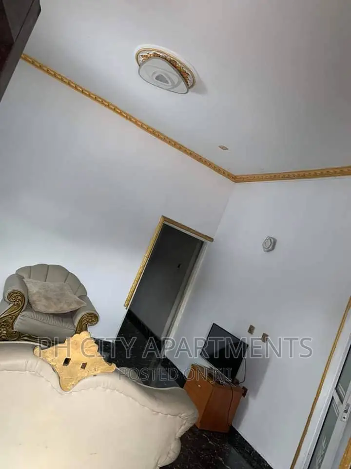 3bdrm Bungalow in Eliozu for sale in Eliozu