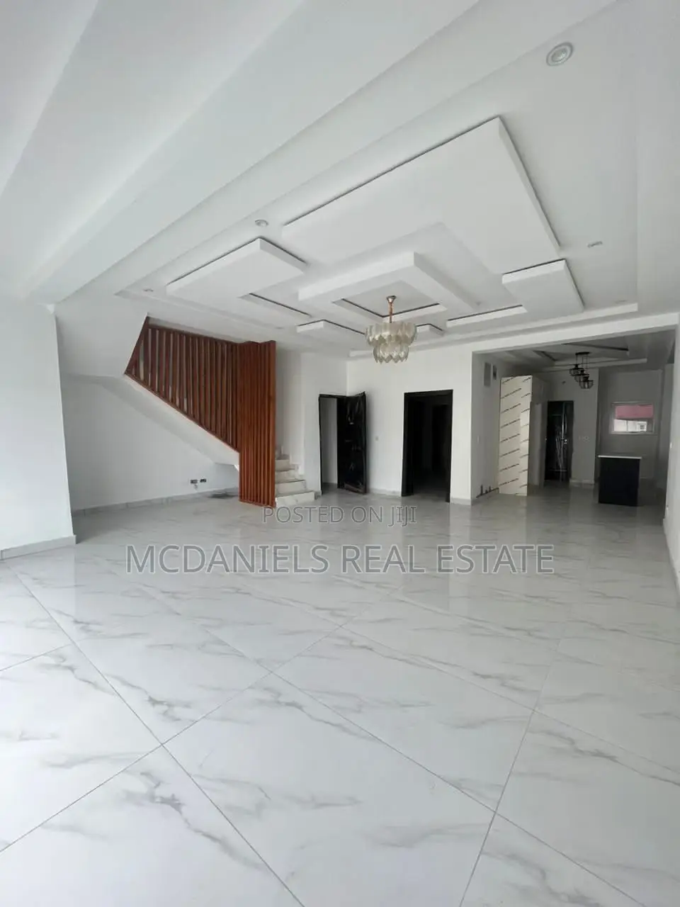 4bdrm Maisonette in Lekki Phase 1 for sale in Lekki Phase 1