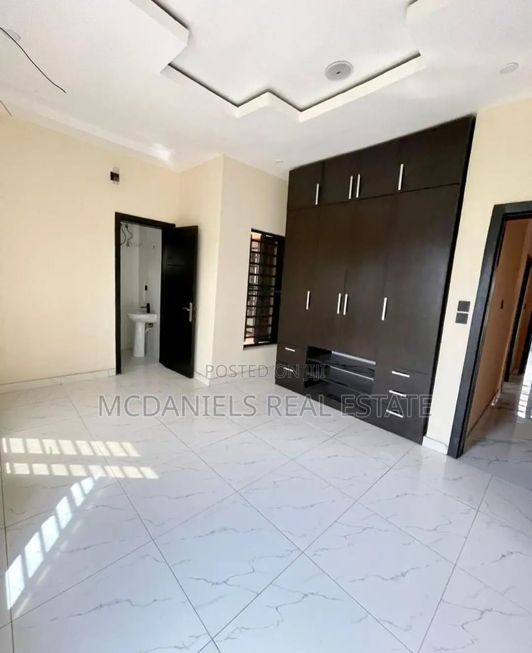 5bdrm Duplex in Lekki for sale in Lekki