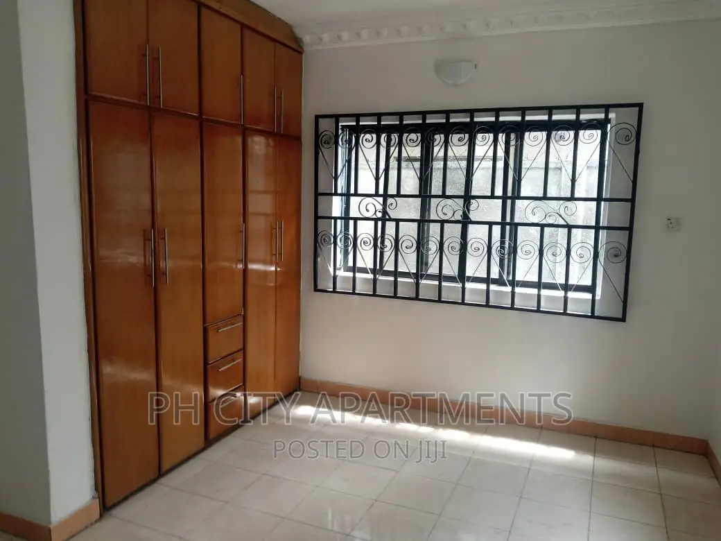 4bdrm Duplex in Rumuebekwe Estate, Port-Harcourt for rent in Port-Harcourt
