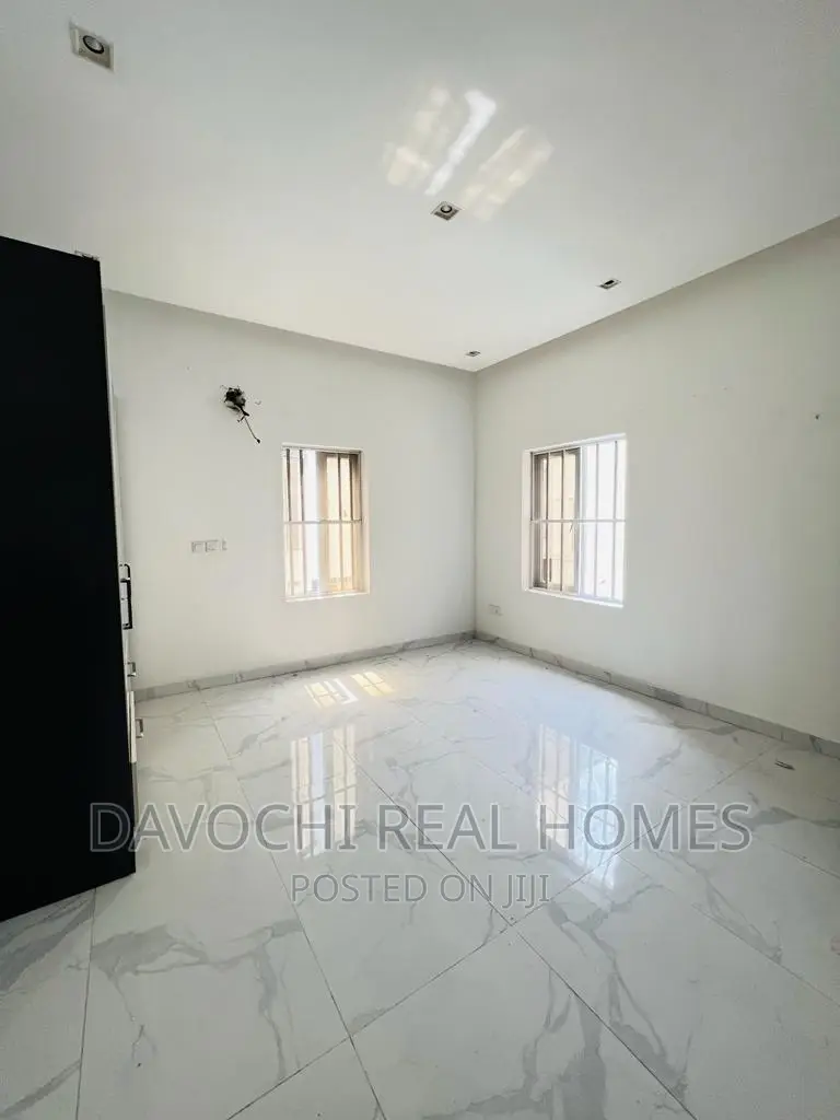 4bdrm Duplex in Osapa London, Lekki for rent in Lekki