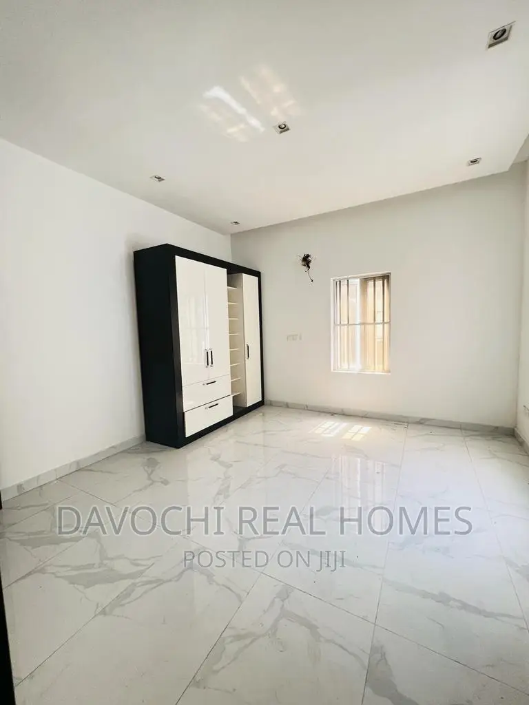 4bdrm Duplex in Osapa London, Lekki for rent in Lekki