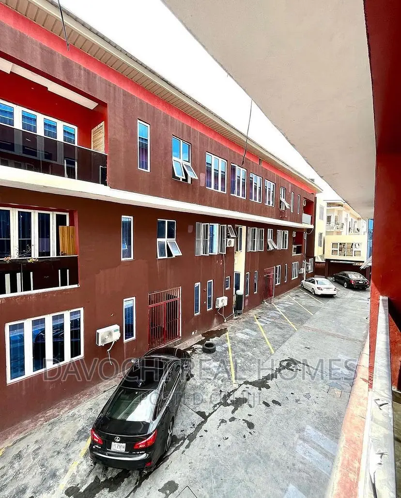 3bdrm Apartment in Ikate, Lekki for rent in Lekki