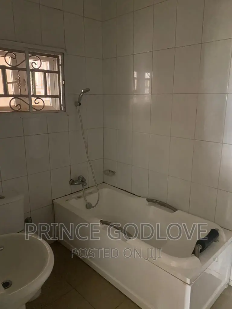 2bdrm Apartment in Dawaki Bridge Side for rent in Dawaki