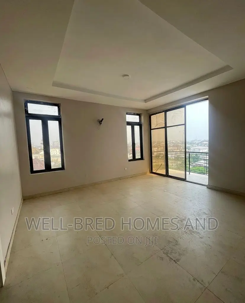 3bdrm Apartment in Lekki Phase 1 for rent in Lekki Phase 1