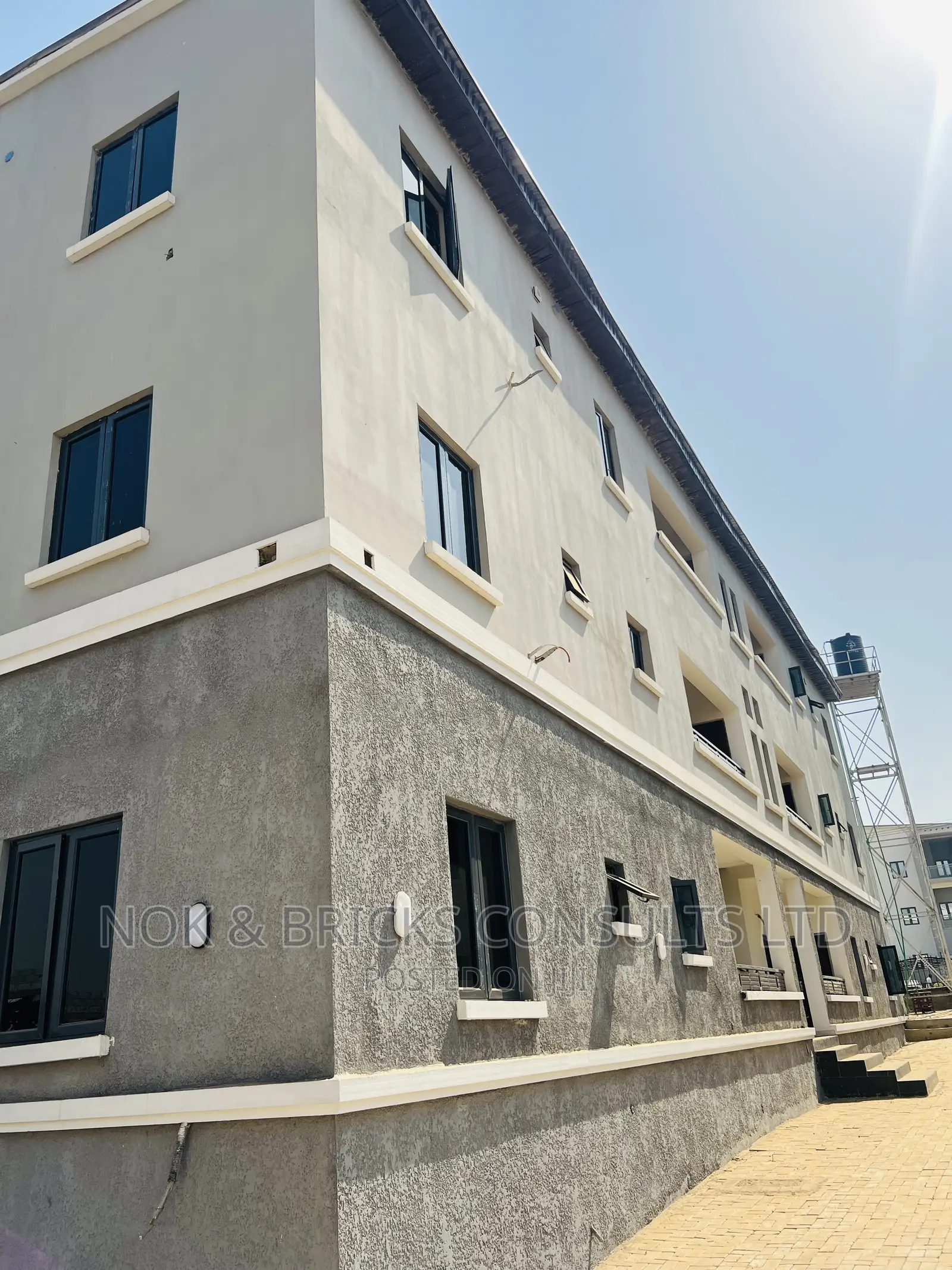 3bdrm Block of Flats in Tdf  Estate, Gaduwa for sale in Gaduwa