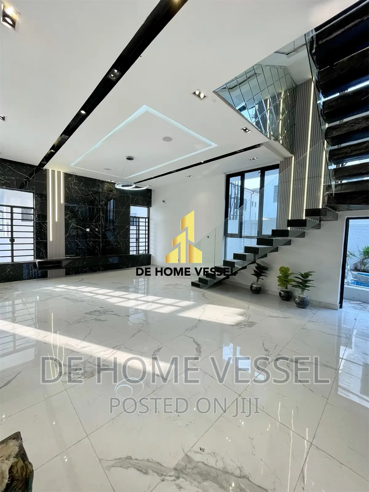 5bdrm Duplex in Ologolo for sale in Ologolo