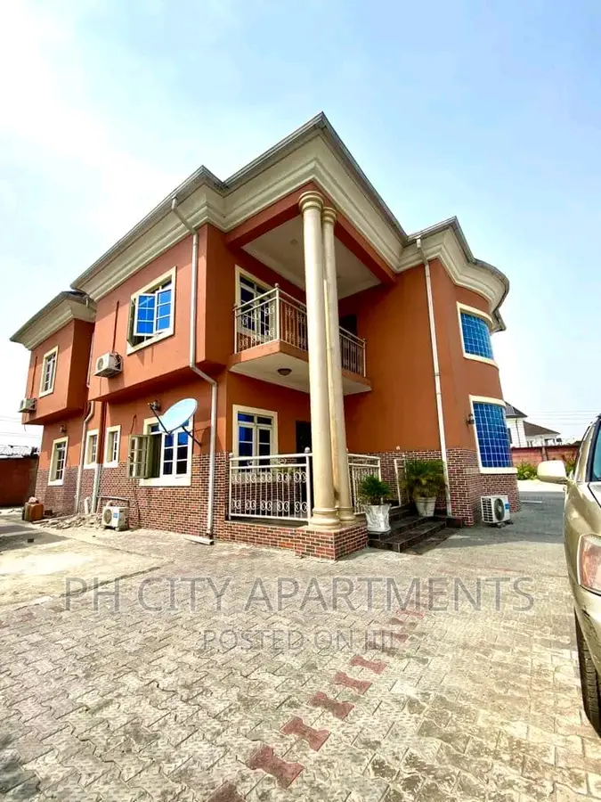 5bdrm Duplex in Rumuebekwe Estate, Port-Harcourt for sale in Port-Harcourt