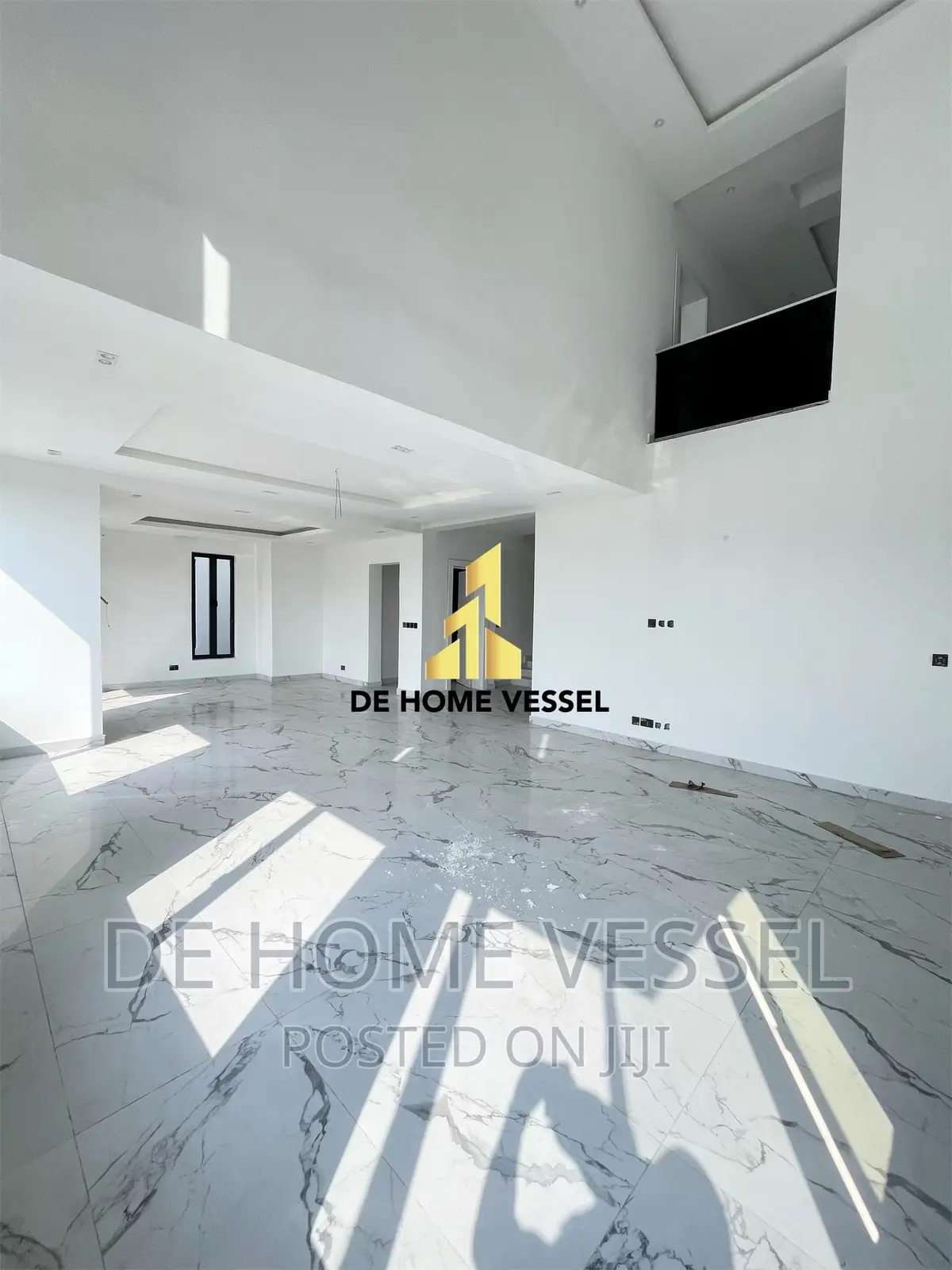 5bdrm Duplex in Lekki Phase 1 for sale in Lekki Phase 1