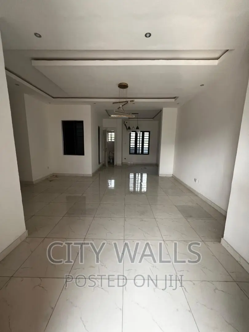 3bdrm Block of Flats in Ikate for rent in Ikate