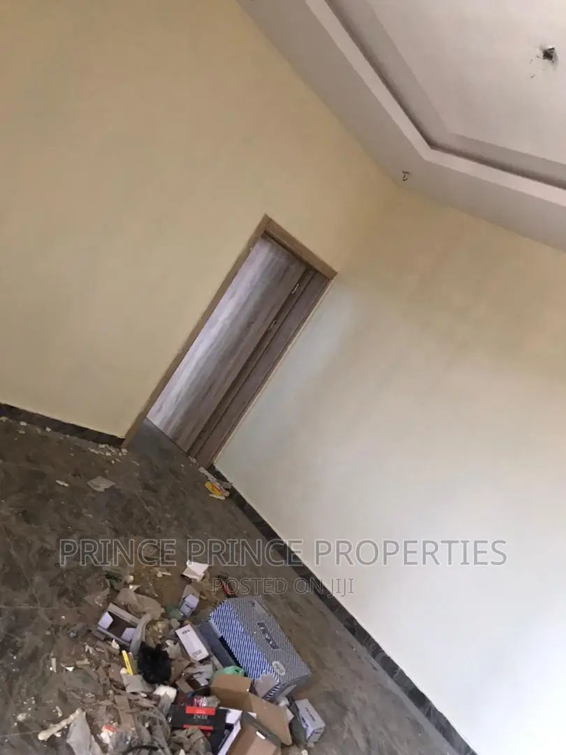 Furnished 2bdrm Block of Flats in Surulere for rent in Surulere