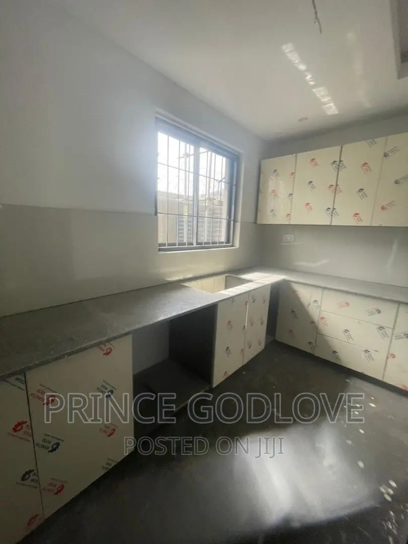 3bdrm Duplex in Dawaki for sale in Dawaki