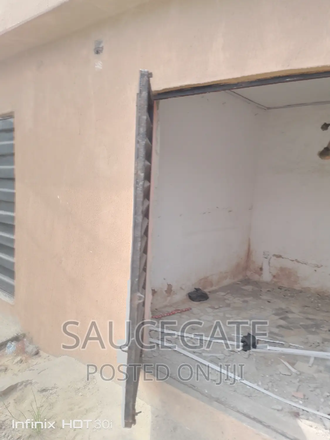 Shop Tolet on the Busy Road at Marwa Ijegun Satellite in Satellite Town