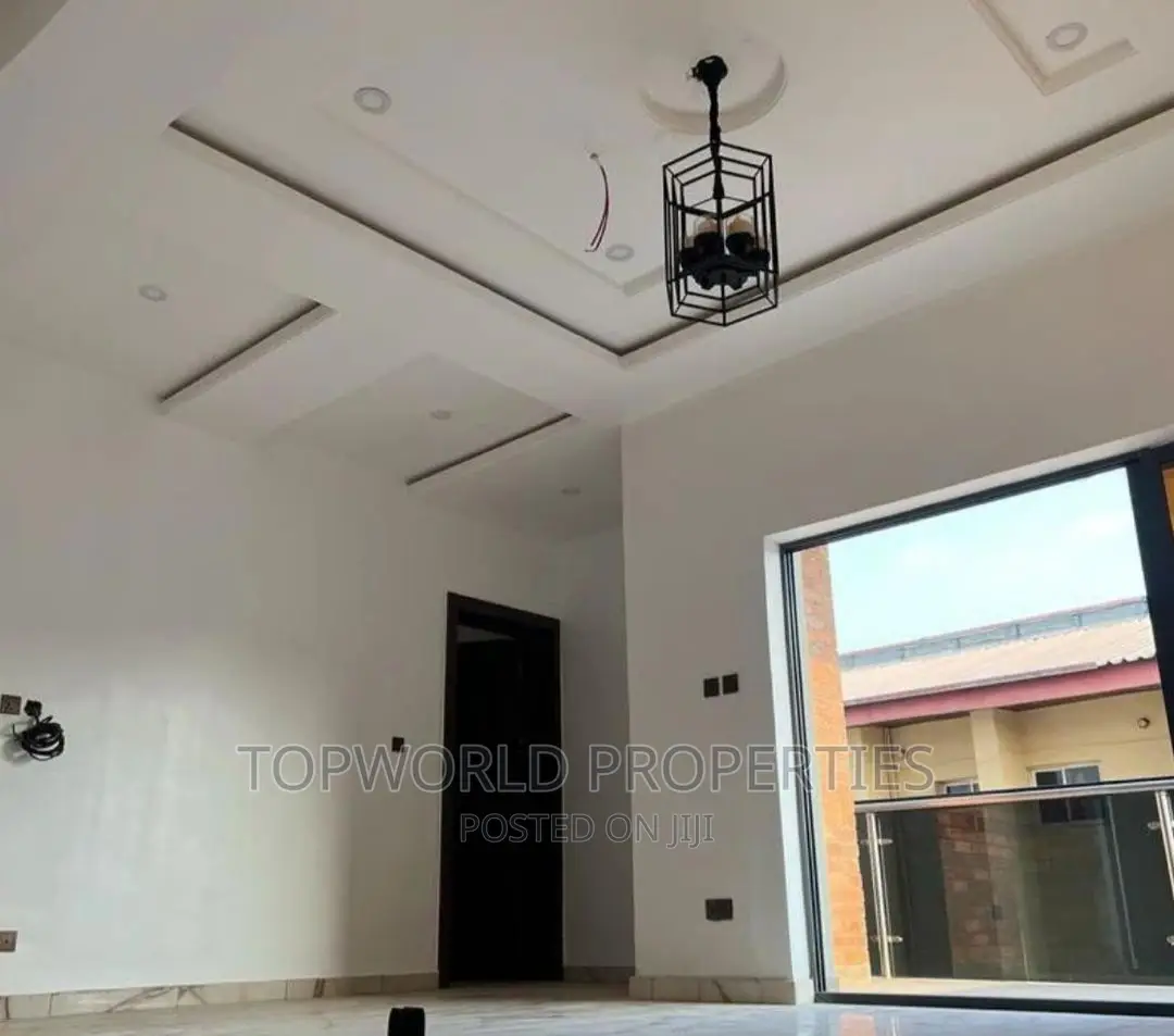 4bdrm Duplex in Omole Phase 2, Berger for sale in Berger