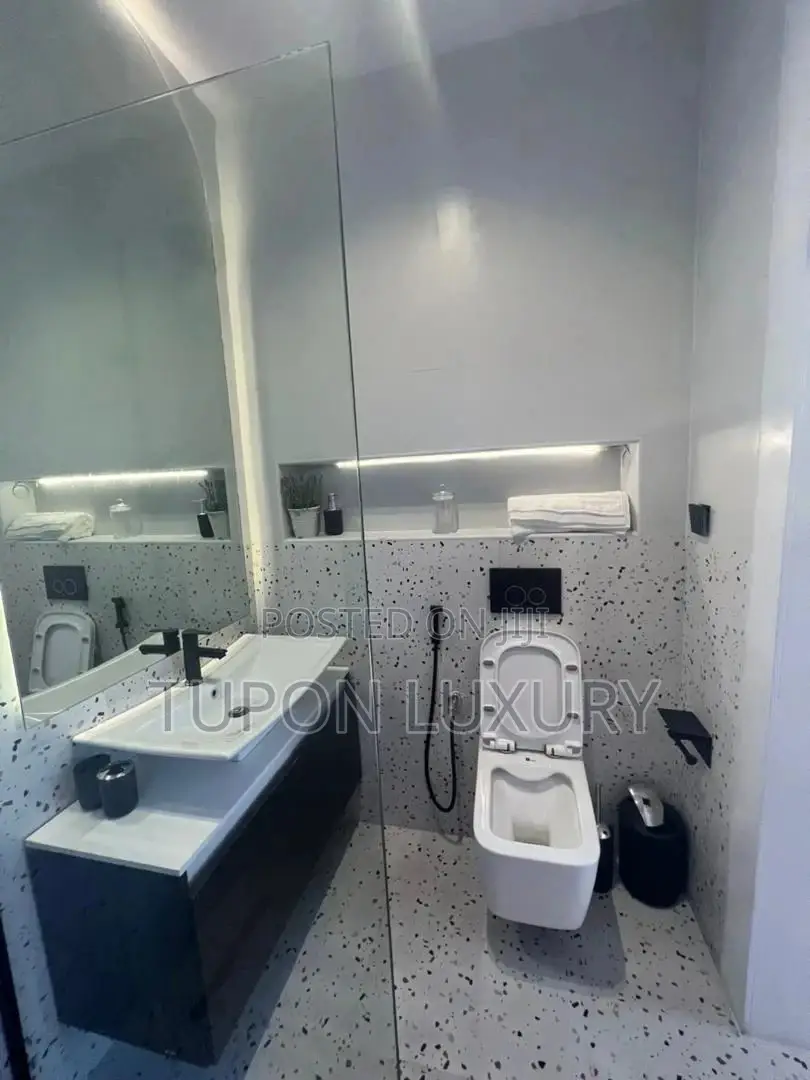 Luxury 2 Bedroom Apartment. in Ikate