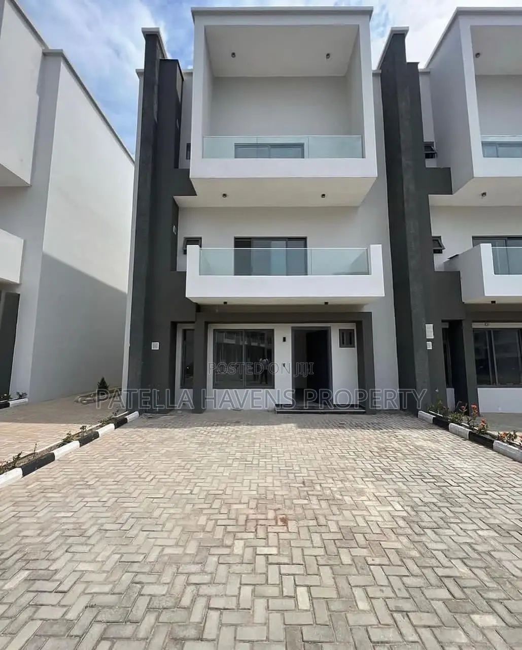 4bdrm Townhouse/Terrace in Jabi for Sale in Jabi