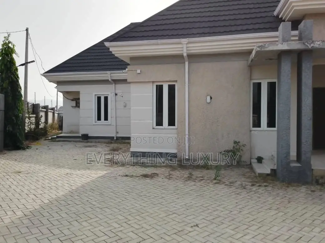 Furnished 5bdrm Bungalow in Ushafa for rent in Ushafa