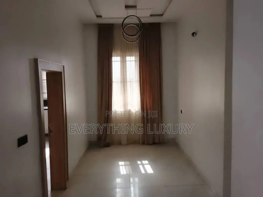 Furnished 5bdrm Bungalow in Ushafa for rent in Ushafa