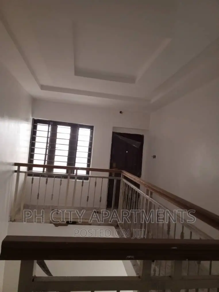 4bdrm Duplex in Cocaine Estate, Port-Harcourt for rent in Port-Harcourt