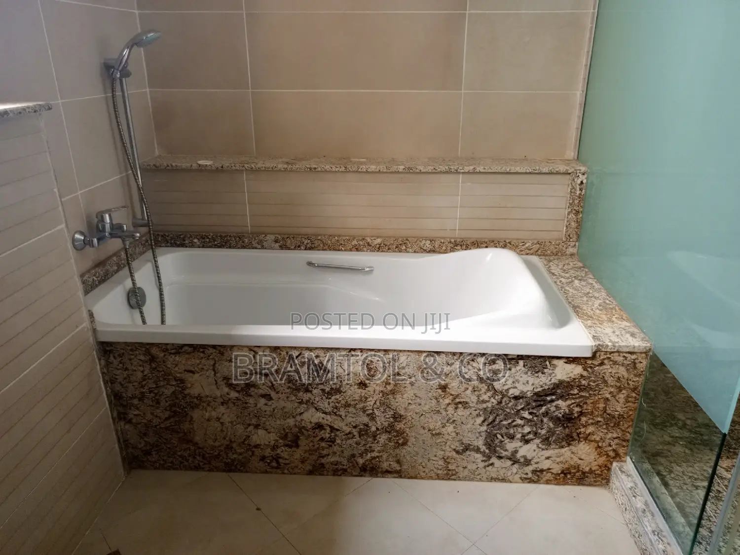 4bdrm Townhouse / Terrace in Wuye for rent in Wuye