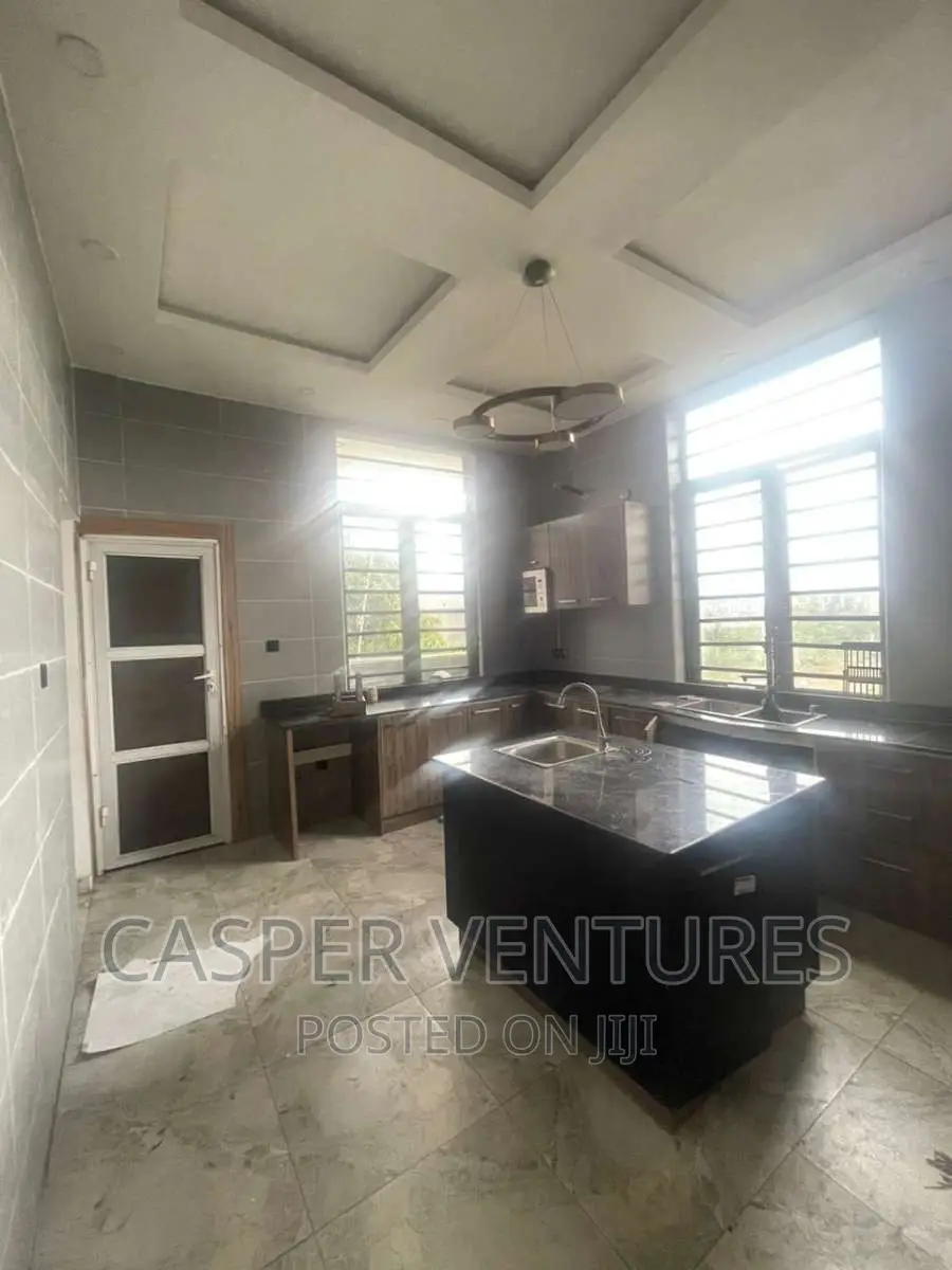4bdrm Duplex in Lekki for rent in Lekki Phase 1