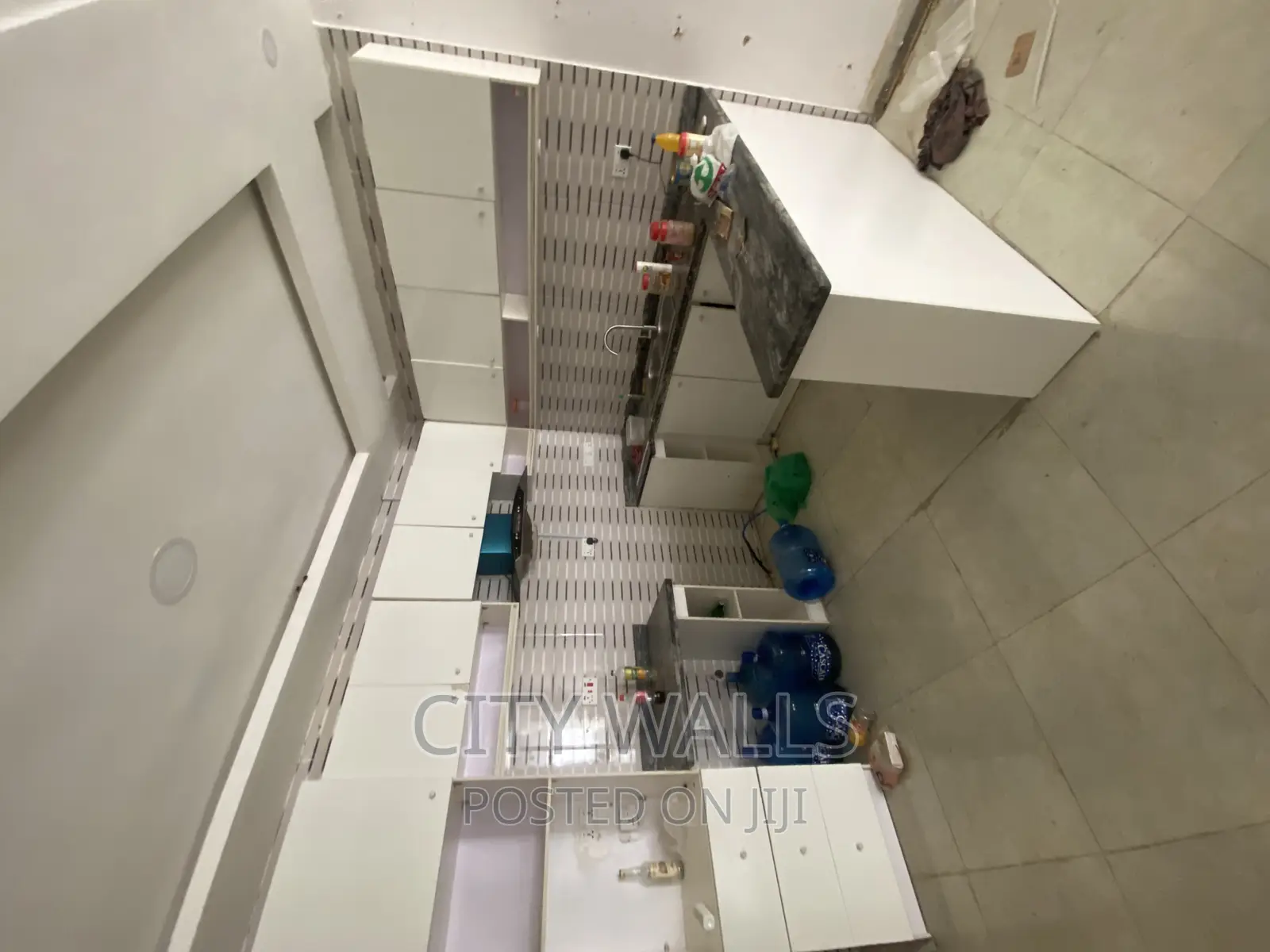 3bdrm Block of Flats in Ikate for rent in Ikate