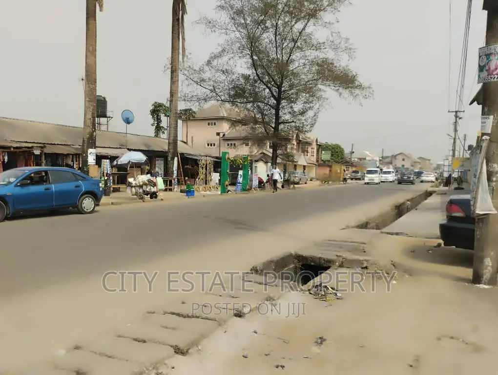 5 Commercial Plots of Land for Sale at Major Rumuagholu Road in Port-Harcourt