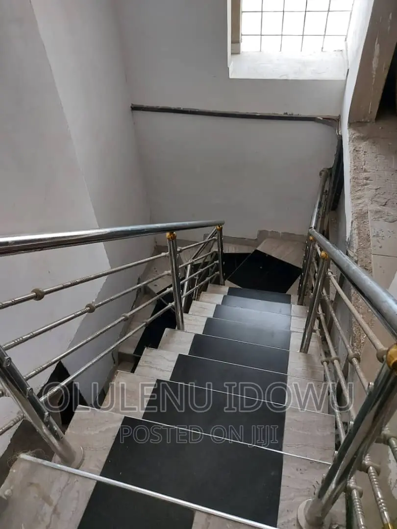 Furnished 4bdrm Duplex in Alimosho for sale in Alimosho