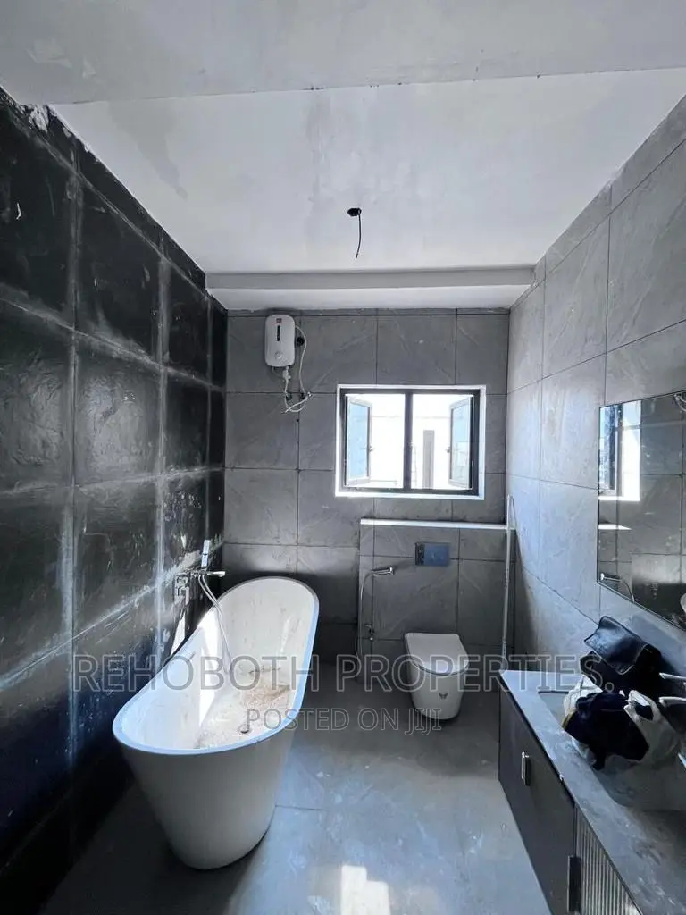 4bdrm Duplex in Carlton Gate, Ibadan for sale in Ibadan